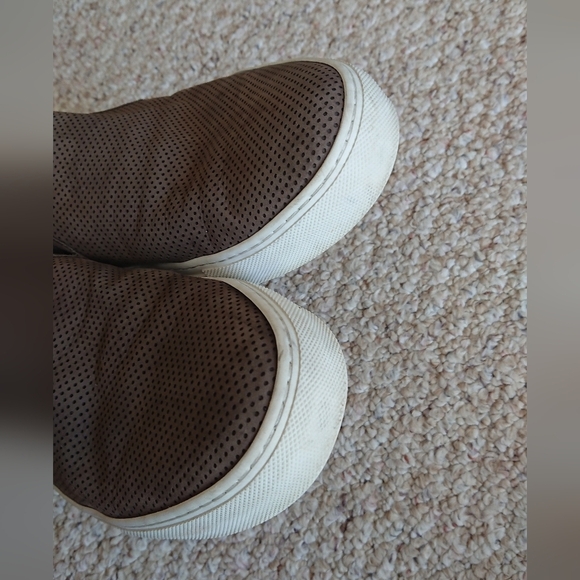 To Boot New York Racer Gray Perforated Suede Slip-On Sneaker SIZE 11 - Picture 5 of 15